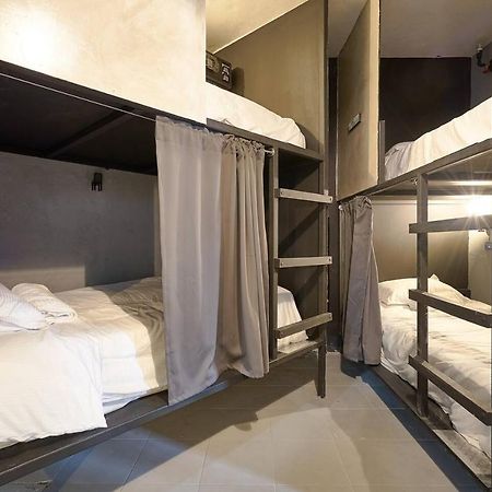 We Hostel And Suites Miraflores By Stand Out Hotels Collection Санто-Домінго Екстер'єр фото